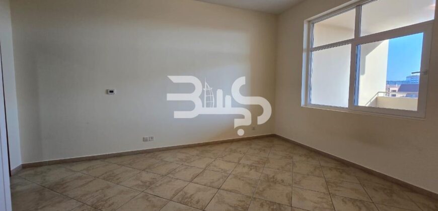Vacant- Mid Floor- Huge Terrace One Bed